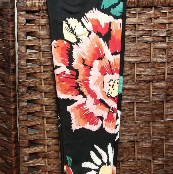 Leggings - Picture 2 of 2